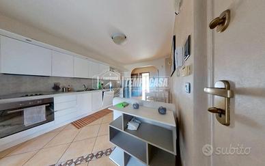 TRILOCALE AMMOBILIATO LIBERO DA SUBITO