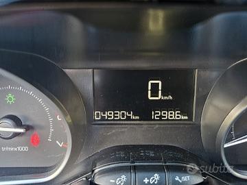 Peugeot 2008 1.2 49000KM Pari Al Nuovo 12/2019