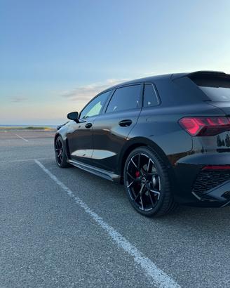 Audi rs3 2023 - pari al nuovo -