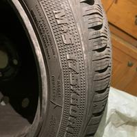 4 ruote complete M+S  Goodyear 175/60R15 81T