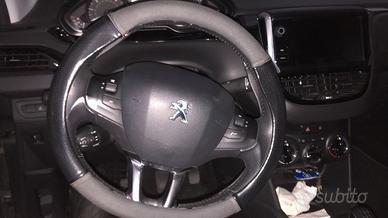 Peugeot 208 1.6