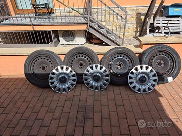 COPRICERCHI ORIGINALI E BORCHIE FIAT 500L