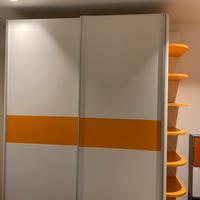 Armadio a doppia anta