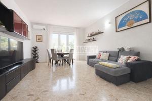 Ampio e luminoso 3 locali doppi servizi con box e