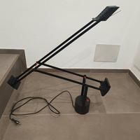 Artemide lampada da tavolo