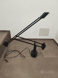 Artemide lampada da tavolo