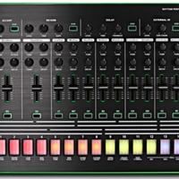 Roland TR-8 TR8 Aira + decksaver