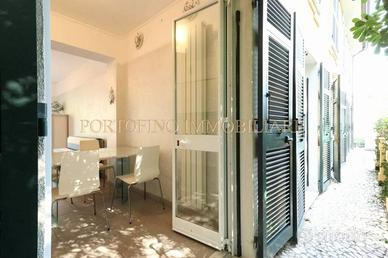 Appartamento di 122 m² con 5 locali e box auto a Z