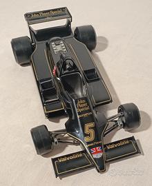 Burago 1/14 Lotus F1 John Player Special Andretti