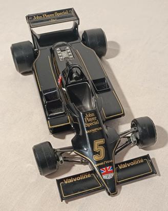 Burago 1/14 Lotus F1 John Player Special Andretti