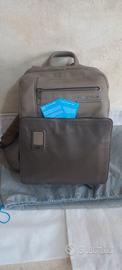 zaino piquadro grigio in pelle 