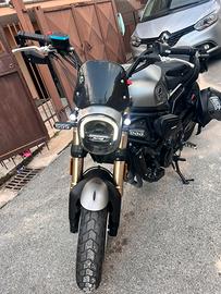 Benelli 800 leoncino