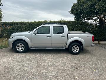 Nissan Navarra anno 2011