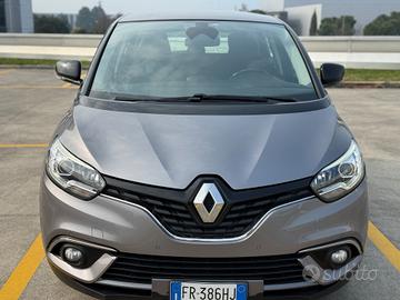 Renault Scenic 1.5 dCi 8V 110 CV NEOPATENTATI