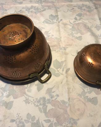 2 COLAPASTA SCOLAPASTA RAME BATTUTO VINTAGE MANICI