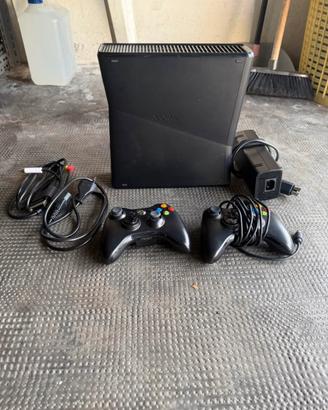 Xbox 360 4GB con scatola originale