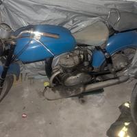 Moto d'epoca MV Agusta Pullman anno 1953