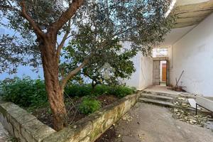 CASA INDIPENDENTE A TAVIANO