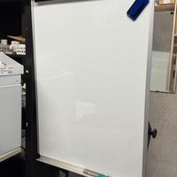 Lavagna Magnetica Bianca su Ruote 180x75 cm Con Pe