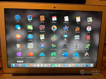 MacBook 13