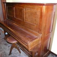 Pianoforte con nastri opere musica classica