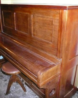 Pianoforte con 75 nastri opere musica classica