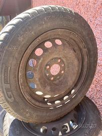 Cerchi e gomme invernali