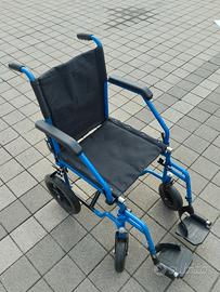 Carrozzina sedia a rotelle