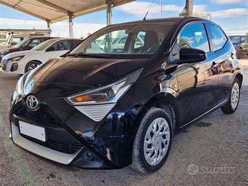 Toyota Aygo Connect 1.0 VVT-i 72CV 5 porte x-busin