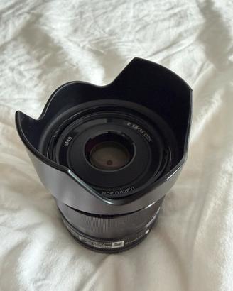 Objettivo Sony E 35mm F1.8 OSS SEL35F18 custodia