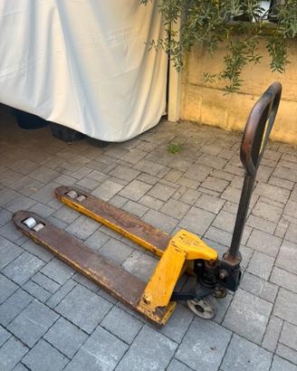 Transpallet portata 2000 kg