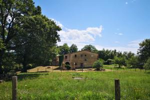 Porzione di colonica da ristrutturare