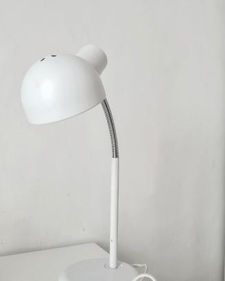Lampada da scrivania in metallo bianca