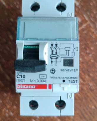 Salvavita Bticino C10 0,03A