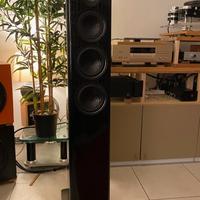 Elac vela 409