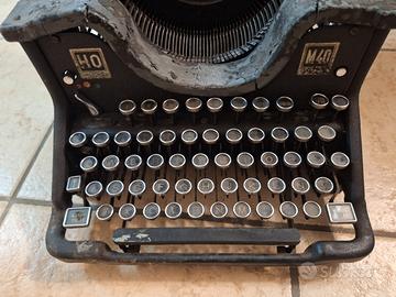 macchina da scrivere per collezionismo 