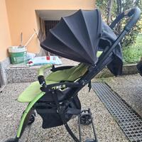 Passeggino leggero TRE.9 verde/nero – Ch