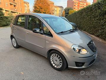 Lancia Musa GPL dicembre 2012