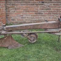 Aratro in ferro da collezione