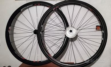 Ruote FFWD in carbonio  