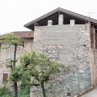 Brentonico- Rustico di ampia metratura