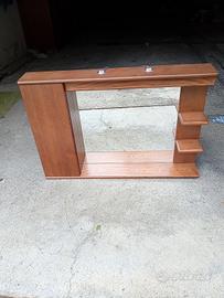 specchio da bagno in legno 