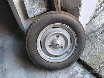 Renault R4 - cerchi diversi