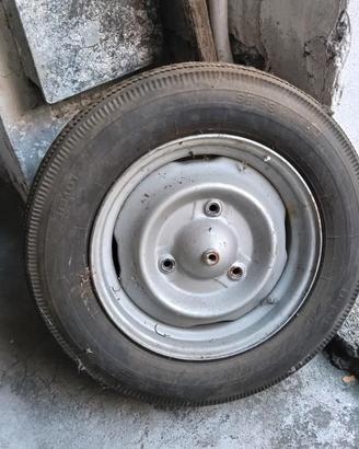 Renault R4 - cerchi diversi