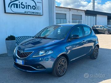 Lancia Ypsilon 1.0 FireFly 5 porte S&S Hybrid Gold