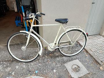 bici 28" bianca 