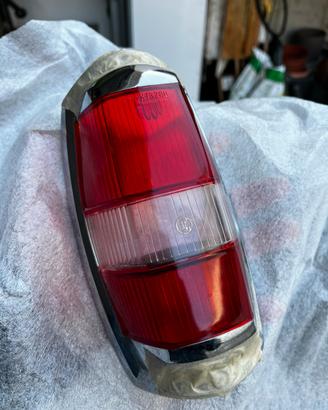 Fanale posteriore mercedes SL 190