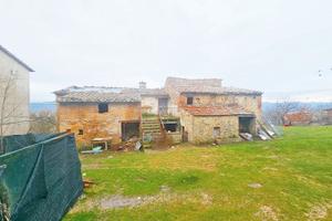 Terreno mq 1.200 con abitazione, San Lorenzo T142