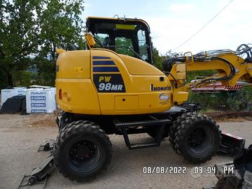 Komatzu PW 98 mr-10