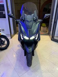Yamaha TMAX 560 Abs